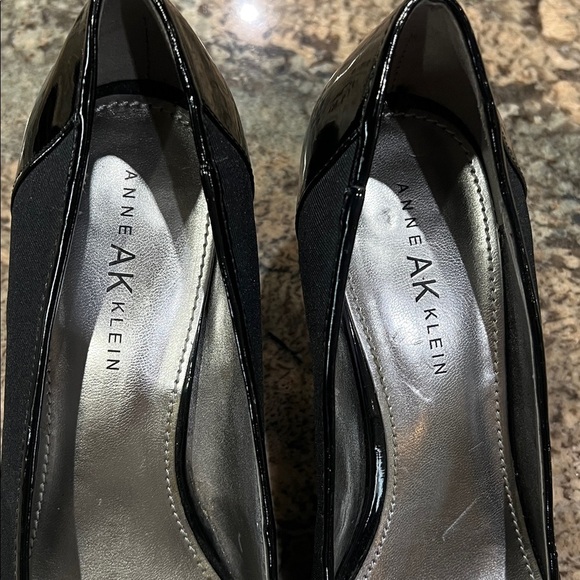 Anne Klein Black Patent Heels - Picture 7 of 11